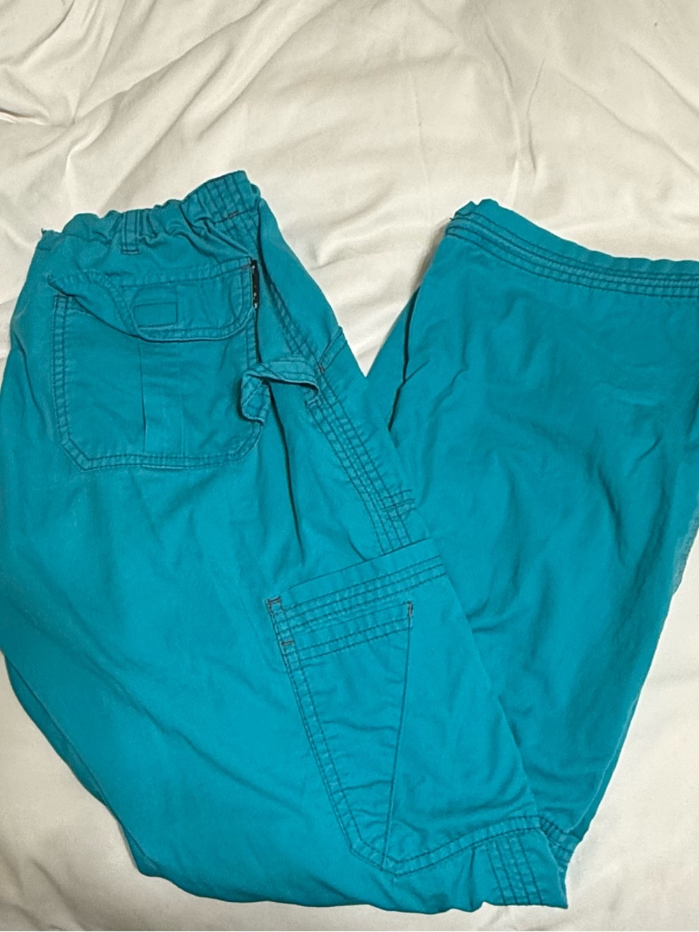 Women’s Koi Teal Cargo Scrub Pants
